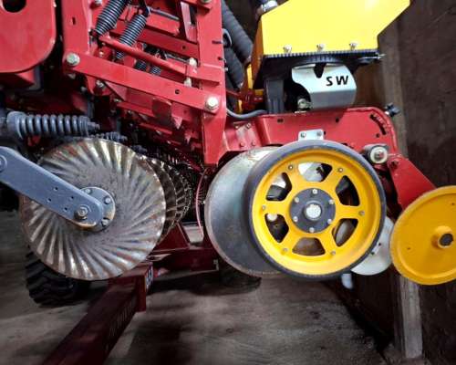 Sembradora Autotrailer Super Walter 2024 180hs