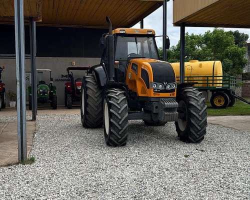 Tractor Valtra Modelo Ar150p