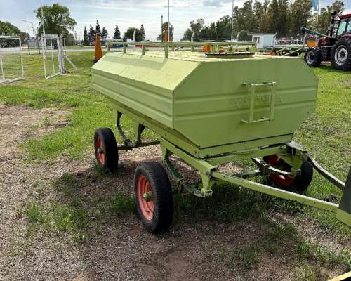 Petrolero de 3000 Lts