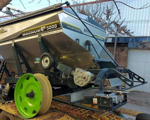 Fertilizadora Magnum E+ 5000lt Bernardin