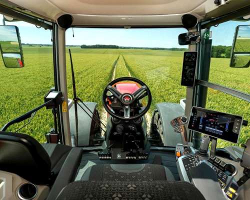 Nuevo Massey Ferguson 8s de 245 a 305 HP CVT Lanzamiento
