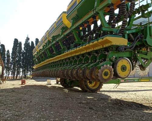 Sembradora Tedeschi 31 a 35.