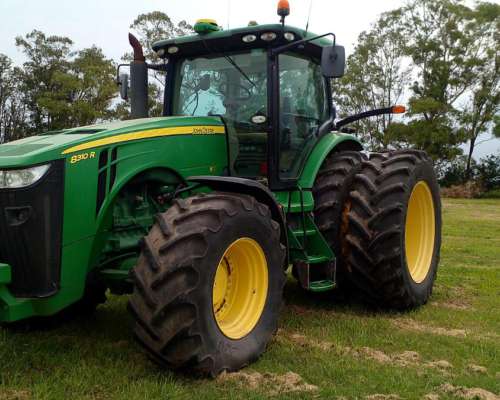 John Deere 8310 R. año 2013. Americano. 7400 HS. Piloto