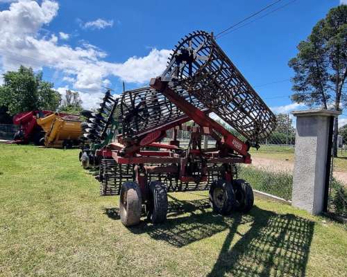 Rastra Ombu ROP5900 de 64 Discos con Rolo Stefoni