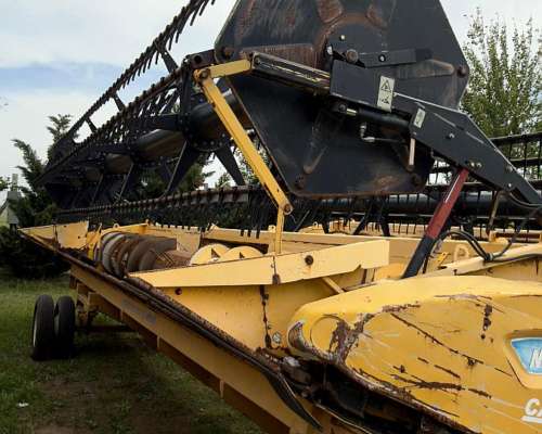 Cabezal Trigo/soja New Holland 25 - 2007