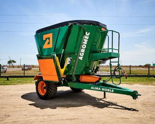 Mixer Vertical Distribuidor 14m3 Descarga Lateral Agromec