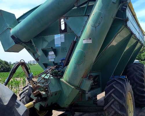 Autodescargable Ombu ATA 16.5 TN. año 2006.