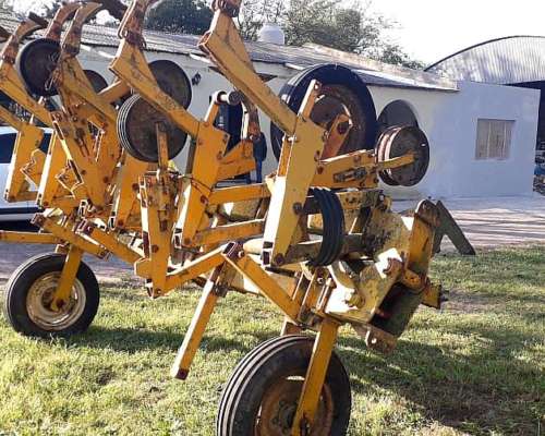 Escardillo Agrometal de 10 Surcos a 70 cm Hidraulico