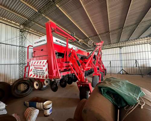 Sembradora Monumental 18 a 52 Neumatica