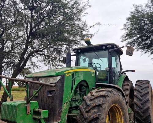 Tractor John Deere 8335r