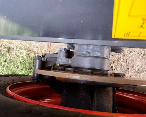 Elevador Articulado 4X4 Hanomag E100/4 II Alta Flotación