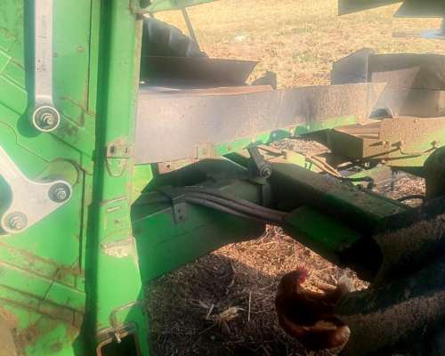 Cosechadora John Deere 9600 - Doble Traccion - 30 Pies
