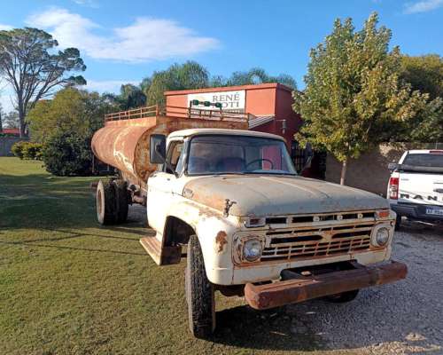 Camion Ford 600 Motor Reparado. Tanque 10.000 Litros