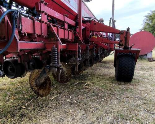 Crucianelli Gringaiv Modelo 2005 de 16 a 52 Doble Fertilizac