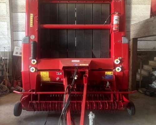 Rotoenfardadora Mainero 5887 con Monitor MAG-100