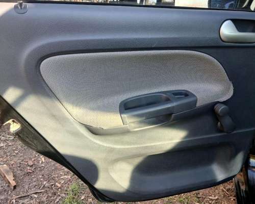 Auto Volkswagen Voyage 2012