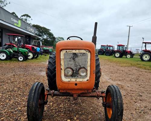 Tractor Fiat 450 con 3 Puntos