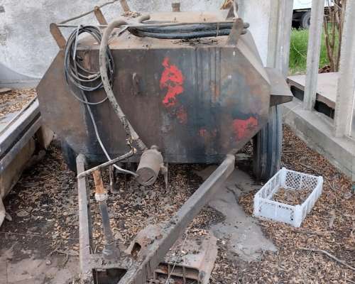 Vendo Carro Gasoil 1000 Lts con Bomba Electrica
