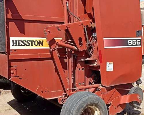 Rotoenfardadora Hesston, Modelo 2012, con Monitor.