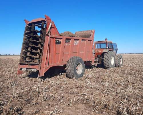Carro Desparramador de Estiercol Fertec 12000 Kg