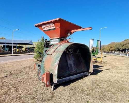 Embolsadora Quebradora de Granos Richiger R9me