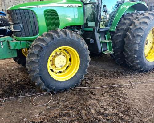 Tractor John Deere 7515