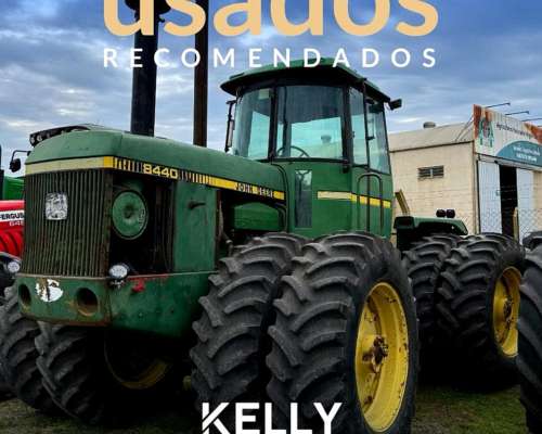 Tractor John Deere 8440