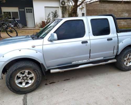 Nissan Frontier 2003 Full