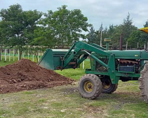 Tractor John Deere 4530