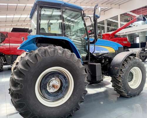 New Holland TM 7030 - año 2013