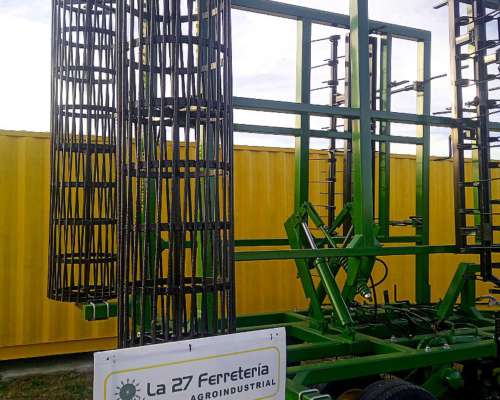 Rolos Desterronador con Rabasto y Peine 7.50 Mts. Marmel