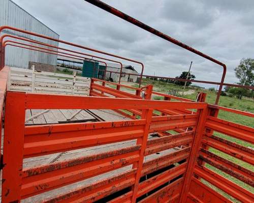 Trailer/carro para Animales. Caballos Ovejas, Corderos, Haci