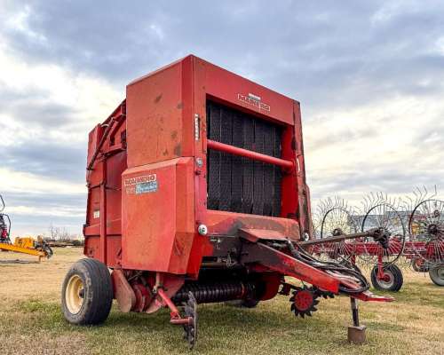 Rotoenfardadora Mainero 5880 con Monitor