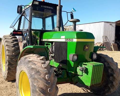 Tractor John Deere 3550 con Cabina