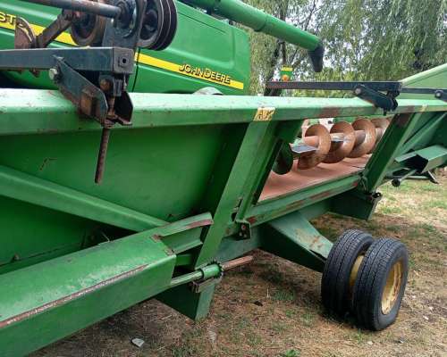 John Deere 8 Surcos a 70