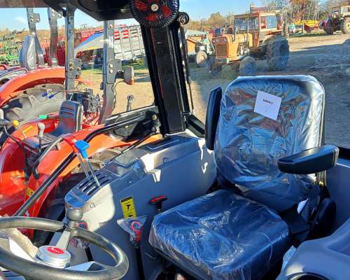 Tractor Hanomag Stark 500/4 con Cabina C/aire