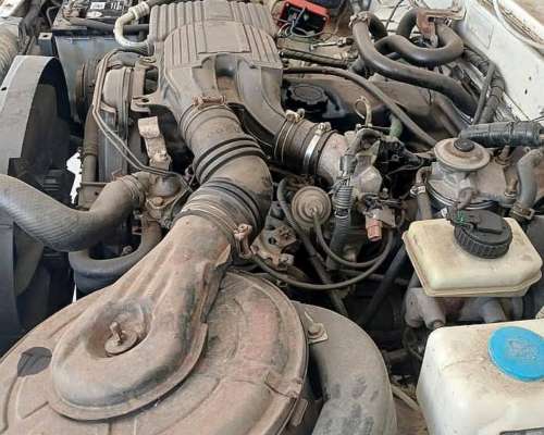 Camioneta Toyota Hilux 2004 4X4