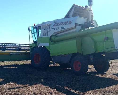 Vendo Cosechadora Claas Mega 370