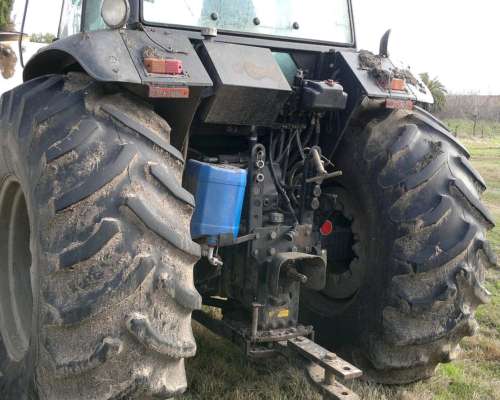 Tractor CHALLENGER185 HP 2004 Excelente Estado HIDRAUL.70 LS