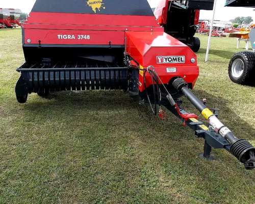Enfardadora Yomel Tigra 3748