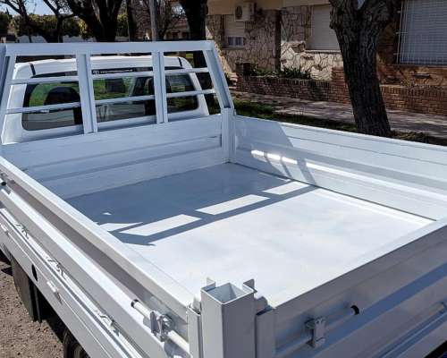 Carrocerias para Toyota Hilux MAK Metalurgica