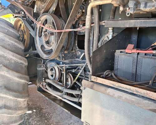 Cosechadora New Holland CS 660 Plataforma 30 Pies