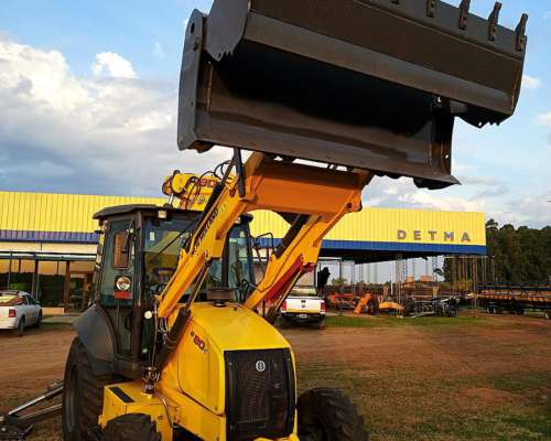 Retroexcavadora New Holland B80c