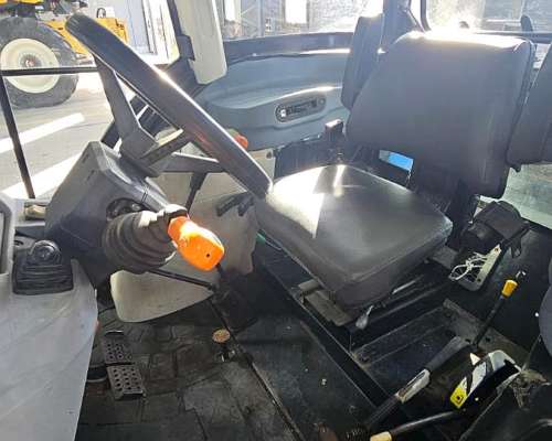 Tractor New Holland TD5.100 Traccion Simple 2014 6441 Horas