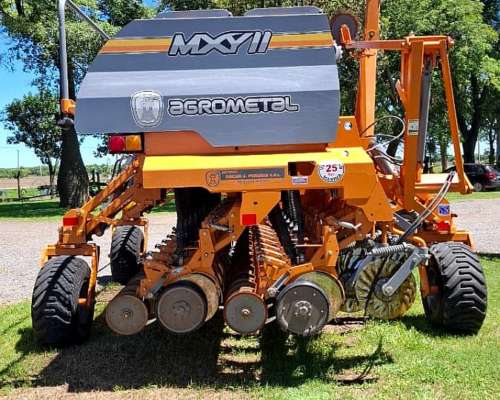Sembradora Agrometal MXY II 33 a 21 cm