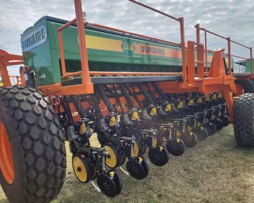 Sembradora Dumaire 805 Serie II de 14 a 52,5 cm Neumático