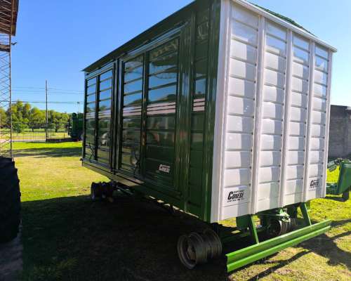 Taller Conese Disponible 4,5 X 2,4 M Ancho X 2,1 Alto .