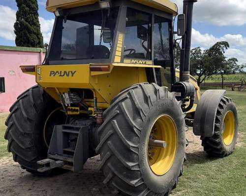 Tractor Pauny 250 de 160 HP