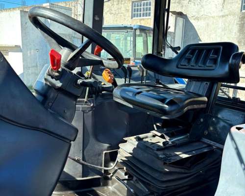 Tractor New Holland TM 7030