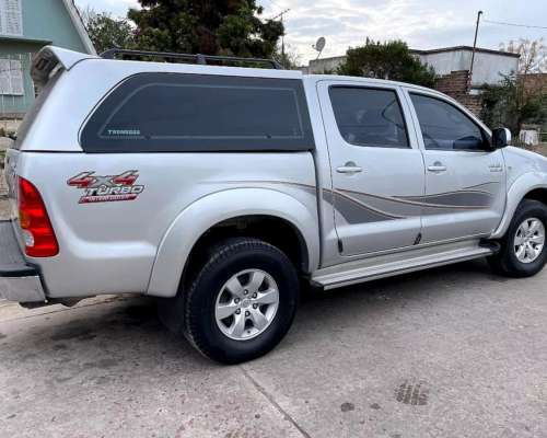 Toyota Hilux SRV 4X4 Titular